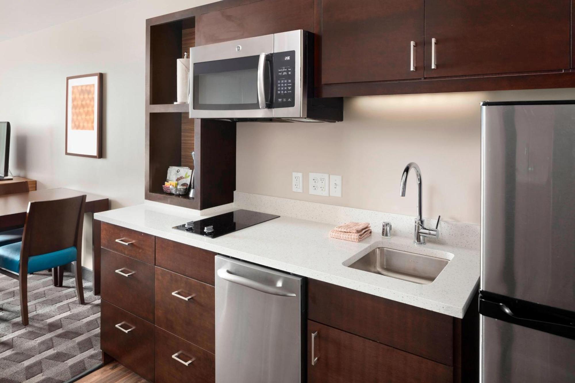 Towneplace Suites By Marriott Louisville Northeast Exterior photo