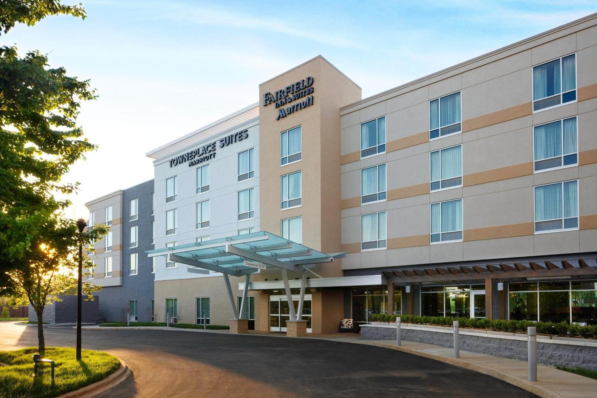 Towneplace Suites By Marriott Louisville Northeast Exterior photo